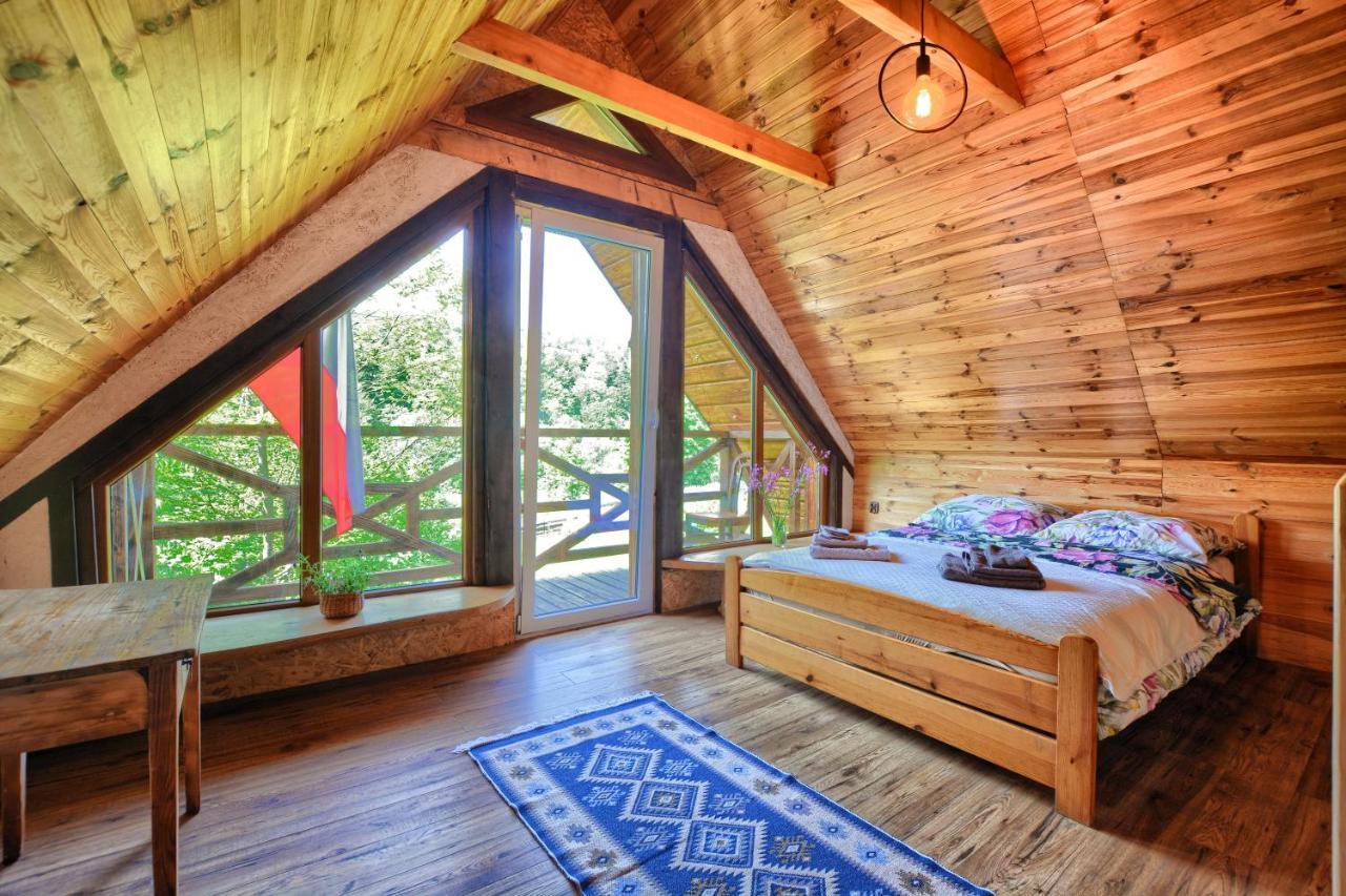 Z Piernika 729-656-514 Chalet *
